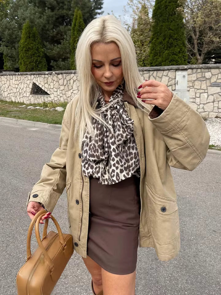 vintage style women's coat - Vyrelle Beauty